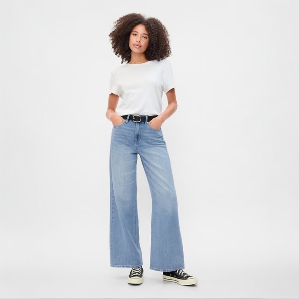 GAP Light Blue High-Rise Wide Leg Jeans